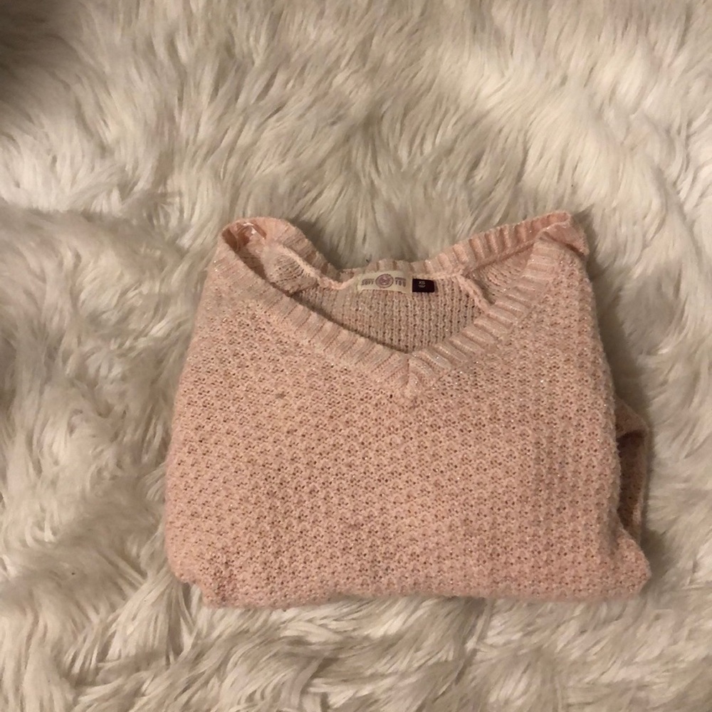 SO pink V-neck  sweater